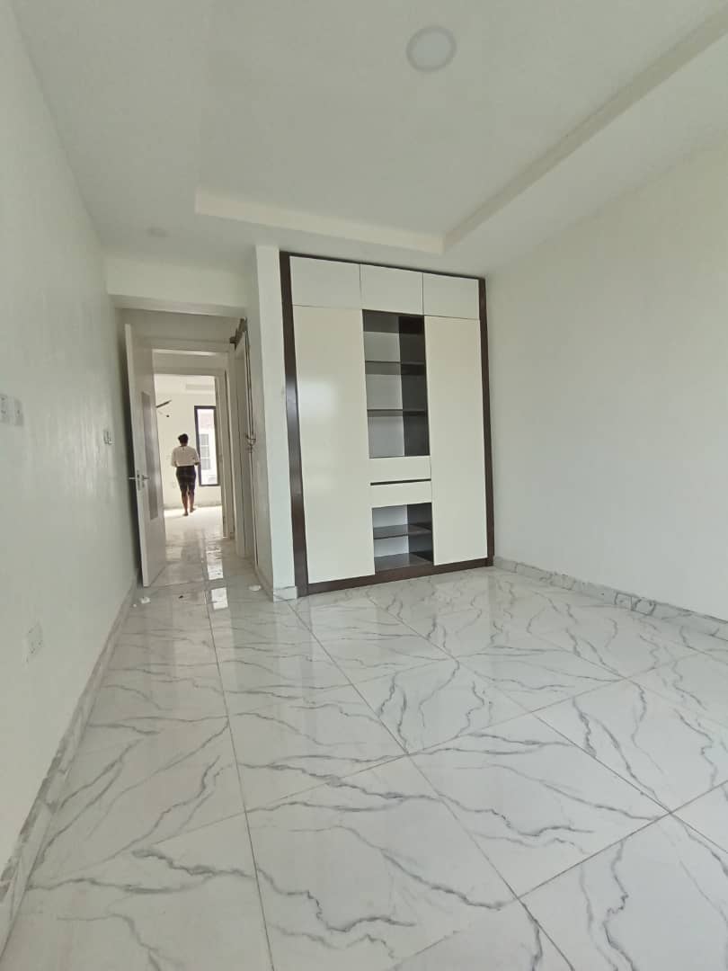 2 bedroom apartment in ikate with swimming pool