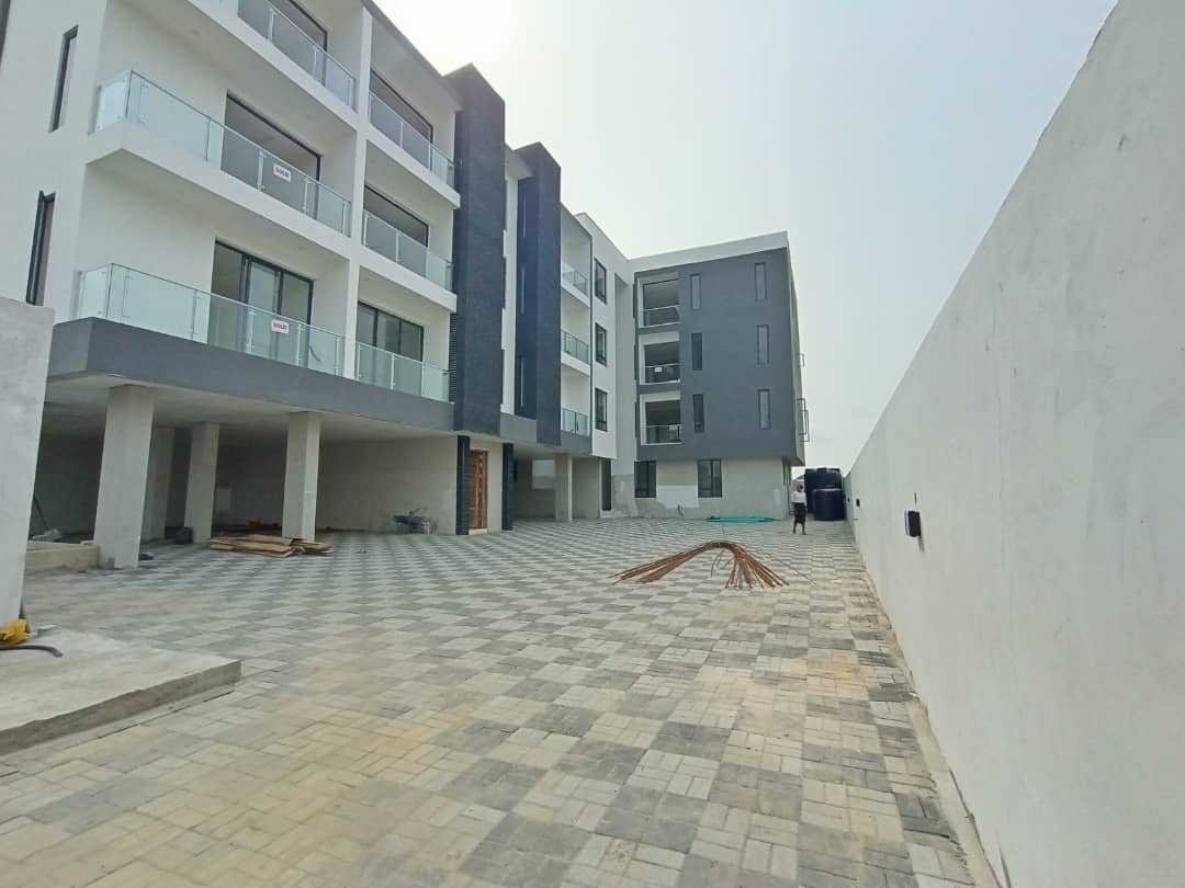 2 bedroom apartment in ikate with swimming pool