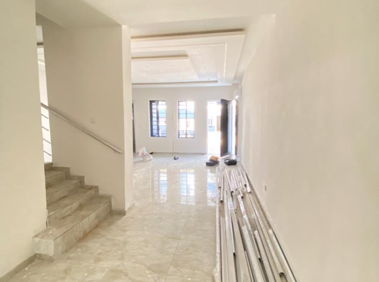 4 Bedroom terrace duplex in lekki phase 1