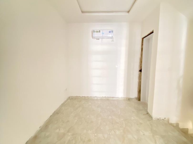 4 Bedroom terrace duplex in lekki phase 1