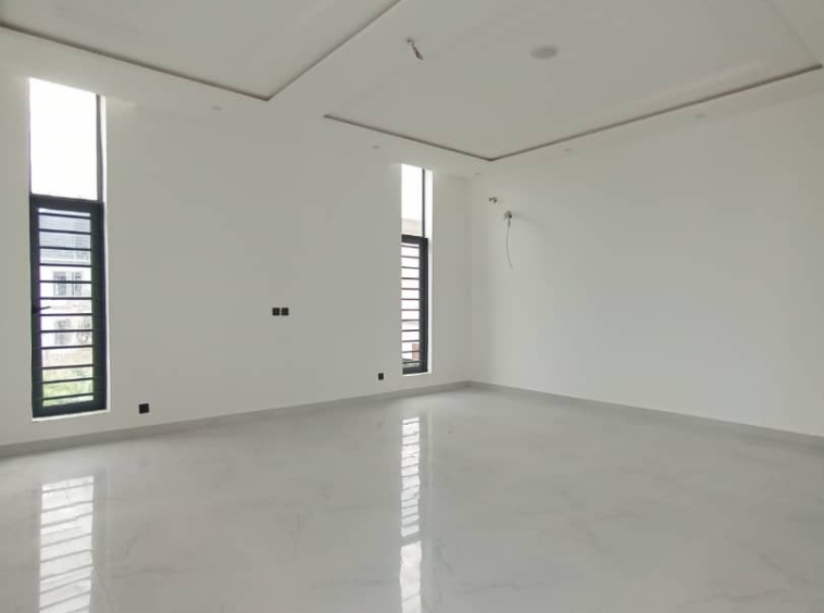 5 bedroom duplex in megamound estate, lekki