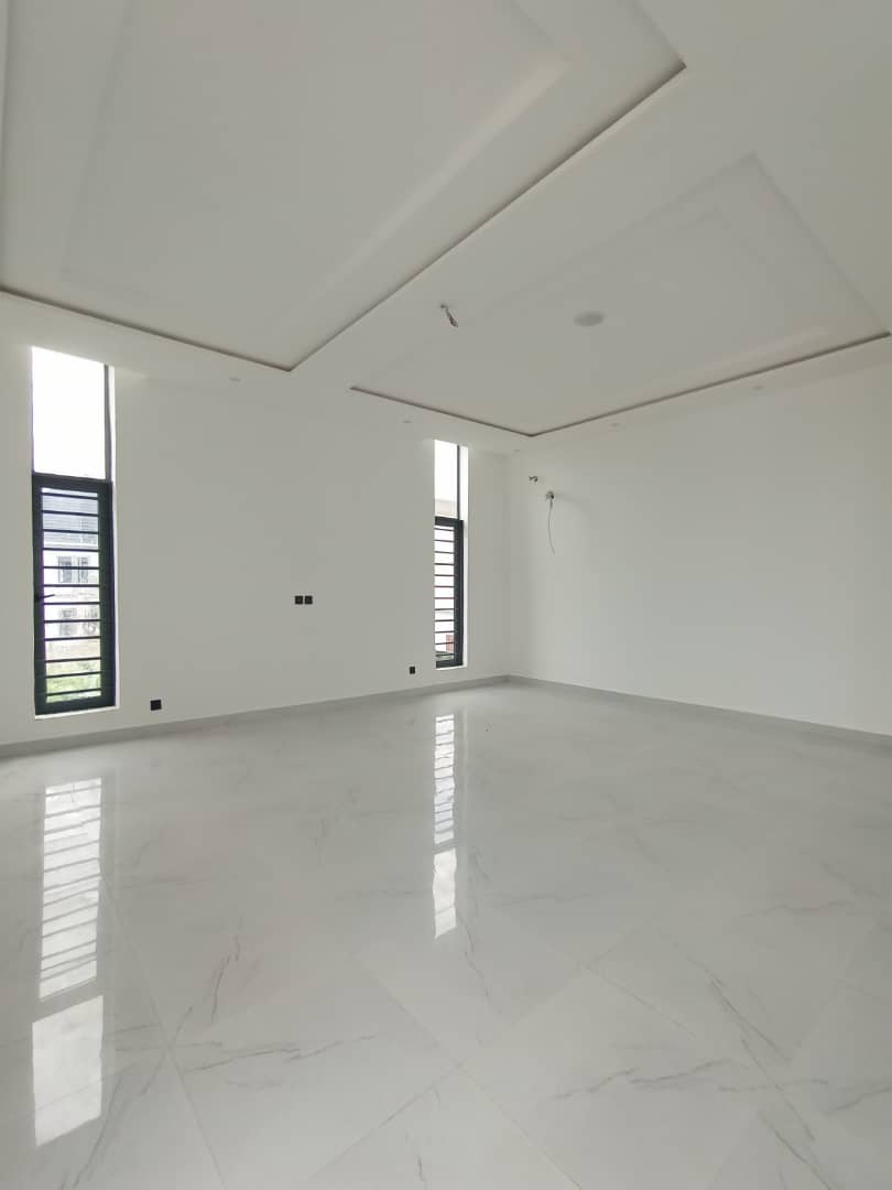 5 bedroom duplex in megamound estate, lekki